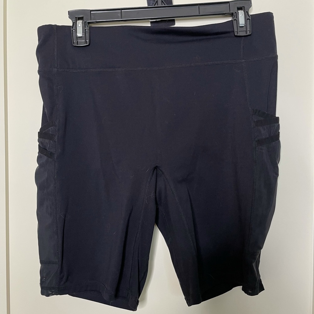 Fabletics shorts
